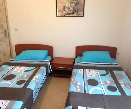 Knidos ベッド・アンド・ブレックファスト *