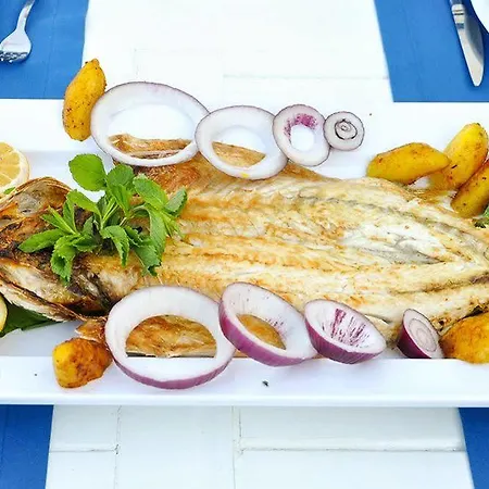 Alojamento de Acomodação e Pequeno-almoço Knidos *