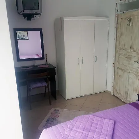 Knidos ベッド・アンド・ブレックファスト *