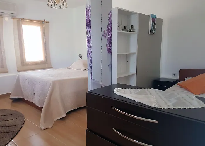 Knidos B&B *