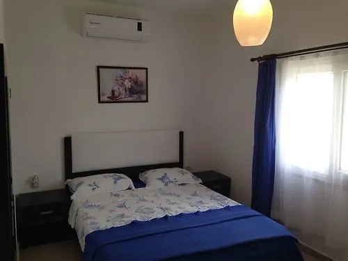 Knidos B&B *